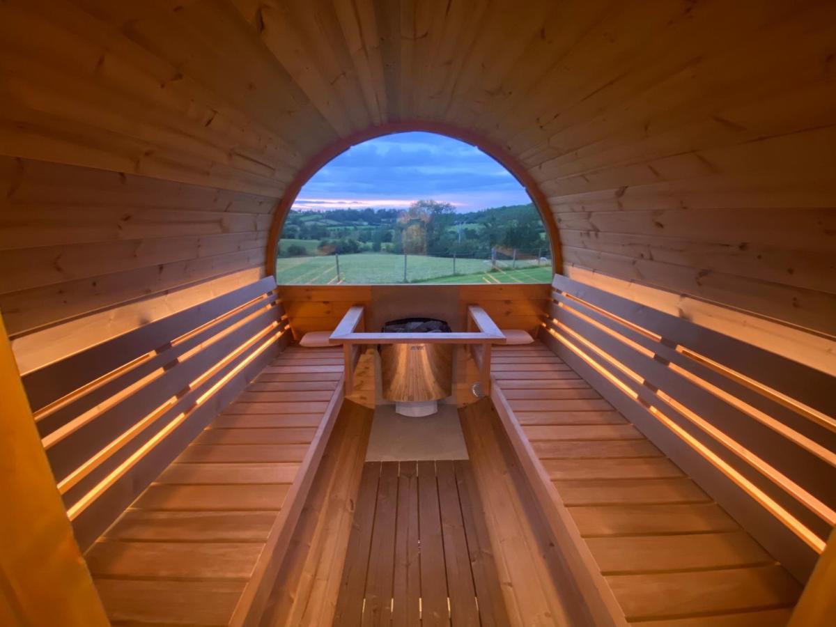Sleeps 12 Hot Tub Sauna Cinema Pets Welcome Эннискиллен Экстерьер фото
